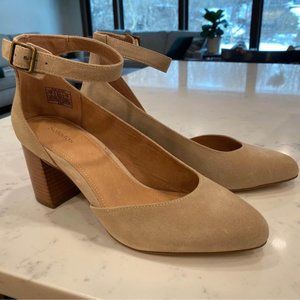 Brand New Soludos Gemma Heels, size 9